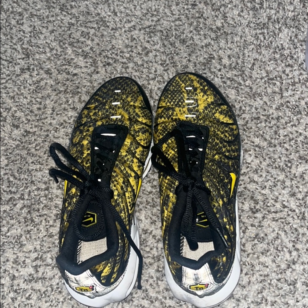 Airmax TN snakeskin sneakers